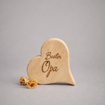 "Bester Opa" Herz ; € 20 ; 12cm ; INFO: Holz ist ein Naturprodukt, daher können Abweichungen vorkommen.