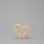 Herz "offen" ; € 25 ; 17cm ; INFO: Holz ist ein Naturprodukt, daher können Abweichungen vorkommen.