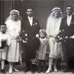 Hochzeit von Gertrud Bräuer und Carl Marx, sowie Milda Bräuer und Karl Kurt Neitsch am 25.09.1927 in Grimma. v.l.n.r.