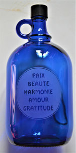 bouteille bleue, bouteille bleue cobalt, eau solarisé, fleur de vie, eau dynamisées