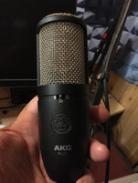 AKG P420