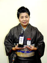 末長い「かけはし交流」の願いを込めた漢那蕙子専務