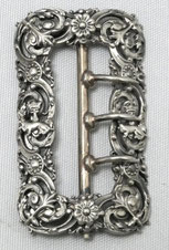 Jugendstil Gürtelschnalle Blumenmuster Frankreich Silber 5,3 x 3,0 cm 16 g.