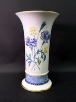 Trompeten-Vase, Alboth & Kaiser, Germany, Serie SILVANA, blaue Blume Höhe 20,3cm, € 75,00