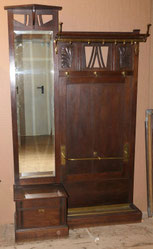Jugendstil Eichen Garderobe original Zustand Messinghaken Schuhschrank 203 x 120, € 1100,00