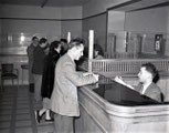 Guichet de banque en 1950