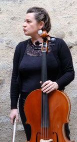 Sophie Sabourin, chanteuse, percussionniste et violoncelliste dans la compagnie Parolata Sung, Vienne 86, Nouvelle Aquitaine