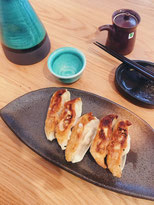 HALF MOON PLATE BLACK