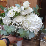Brautstrauss Eukalyptus weiss Hortensie Schleierkraut Muenchen Harras