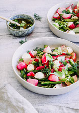 Spargelsalat mit geschmorten Radieschen