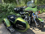 239: E-Glide Police mit V-Triebwerk Boot