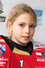 #1 Hannah Schilling (G)