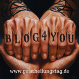 BLOG4YOU, tätowierte Hände über zwei Hände