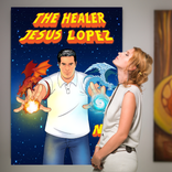 Frau im Museum steht vor dem Bild the Healer Jesus Lopez Nummer 2