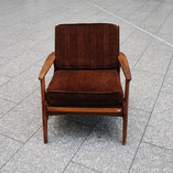 chair japan tokyo shinjuku antique vintage reproduce ethical　東京　日本　新宿　アンティーク　ビンテージ　エシカル