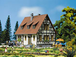 Fachwerkhaus Einfamilienhaus, Plastik-Modellbausatz der Firma Faller, 130219