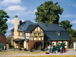 Schmiede, Plastik-Modellbausatz der Firma Auhagen, 11409