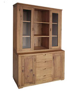 Kollektion Vitrinen, Sideboards und Schränke aus recyceltem Holz.
