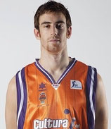 Víctor Claver Arocas, Jugador de baloncesto y primer valenciano que ha jugado en la NBA. 