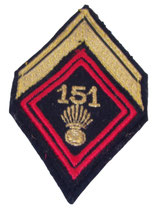 Losange de bras modèle 45 151ème Régiment d’Infanterie RI cadre avec grade sergent armée française