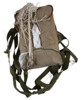 Parachute dorsal avec harnais EFA 672-12 TAP parachutiste armée française