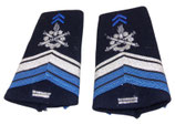 Paire de fourreaux d’épaule caporal-chef avec 2 brisques d'ancienneté Matériel armée française