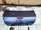 На Мицубиси Галант Galant, 2003-2010 гв привозная крышка багажника в сборе в родной краске оригинал, б/у.