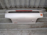 На Субару Импреза Impreza WRX, 1993-1999 г.в. – крышка багажника в сборе со спойлером, оригинал, б/у.
