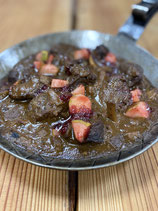 Hirschragout an Preiselbeer-Birnensauce