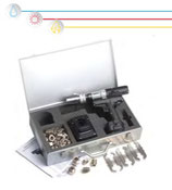 A06-0001-04610  -  "REMS" Kit con attrezzo automatico di  flangiatura per tubi CSST