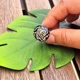 Bague ronde en verre dichroïque labyrinthe