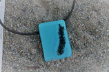 Collier verre rectangle bleu lagon et brisure noire