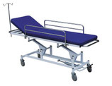CC6/70 CARRO CAMILLA TRASLADO HIDRÁULICA 2 CUERPOS, CON BARANDILLAS, RUEDAS Y PORTA SUERO 190 X 70 CM.