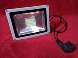 30 Watt LED Strahler mit Stecker  Kaltweiß, Gehäuse grau oder Warmweiß, Gehäuse schwarz