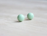 wooden stud earrings "mint"