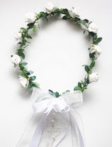 Coroncina di fiori con velo
