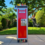 Summerspecial / Aktion: Airline Trolley in Rot mit Originalschild der Swiss, inklusive Topablage aus Alu-Dibond, 5 neuen Schubladen + 1 Sidebox