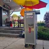 Neuer Airline Trolley in hellem Silbergrau mit Schild der Swissair, mit Sidebox & 5 neuen Schubladen & 1 Stripe Remove Before Flight