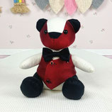 Erinnerungsteddy aus einem Hochzeitsanzug