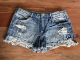 Jeans-Shorts mit Spitze, Blau, Gr. 158 (25)