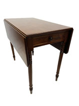 English 19th Century mahogany Pembroke table / side table