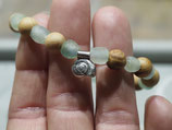 Schneckenarmband (Silber) mit Seaglass- und Holzperlen, 15cm elastisch Nr. A132