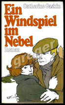 Ein Windspiel im Nebel von Catharine Gaskin