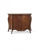 Credenza sagomata con intaglio a 2 porte completa di 1 ripiano