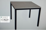 tavolo 80x80 piano in nobilitato 4 gambe