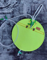Urinbeutel Schutztasche rund, in Neongrün mit schwarzen Klickverschlüssen