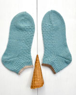Garnpaket Sneakersocken EiscremeSoxx inkl. Anleitung Hellbeige, Himbeerrot und Eisblau