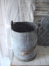 Shabby: Metalleimer mit altem Lack Munitionskiste