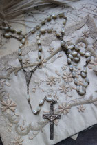 Shabby: Alter französischer Rosenkranz