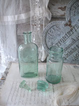 Antike Glasflaschen / Apothekerflaschen um 1900